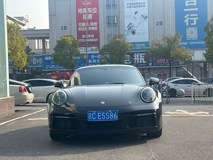 Фото 2 - Porsche 911