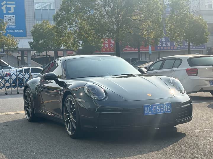 Фото 3 - Porsche 911