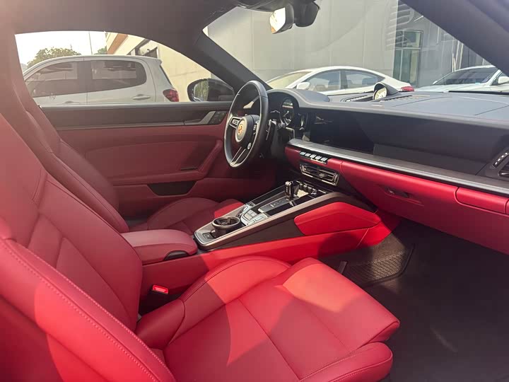 Фото 6 - Porsche 911