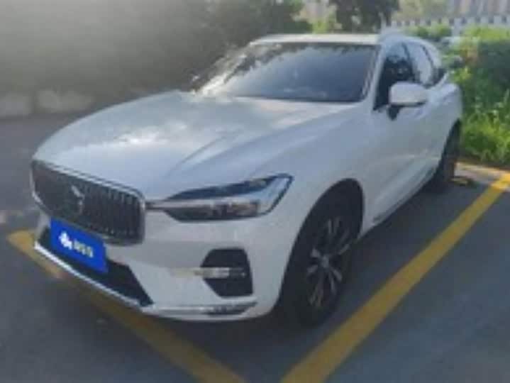 Фото 1 - Volvo XC60