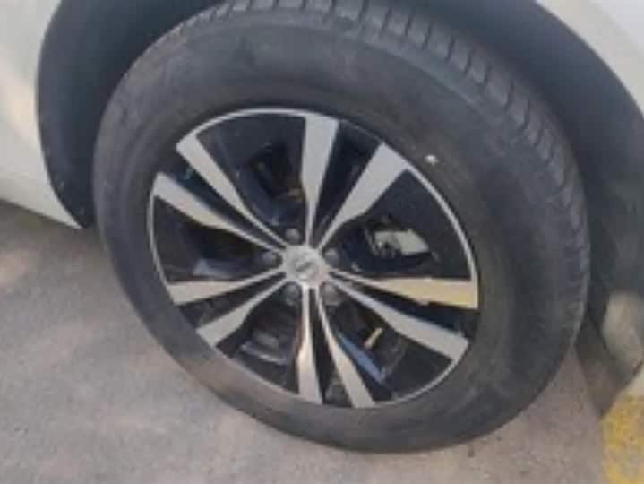 Фото 6 - Volvo XC60