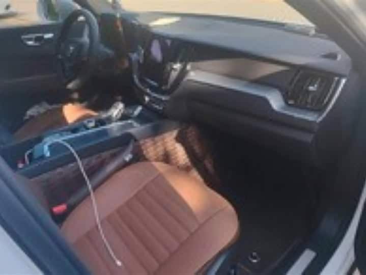 Фото 8 - Volvo XC60