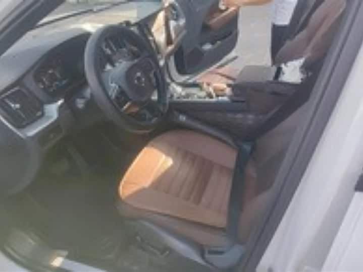 Фото 9 - Volvo XC60