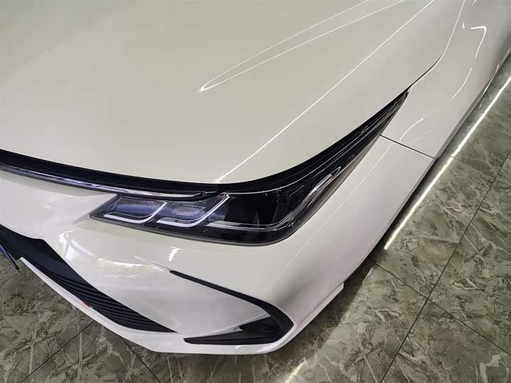 Фото 24 - Toyota Corolla