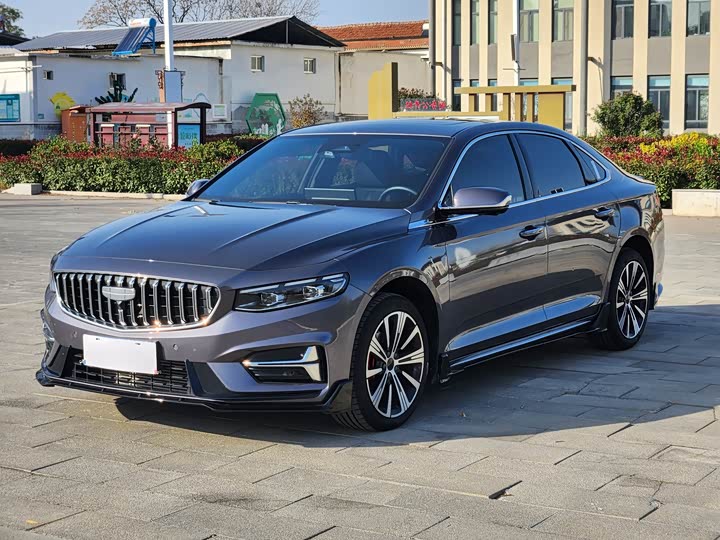 Фото 1 - Geely Preface