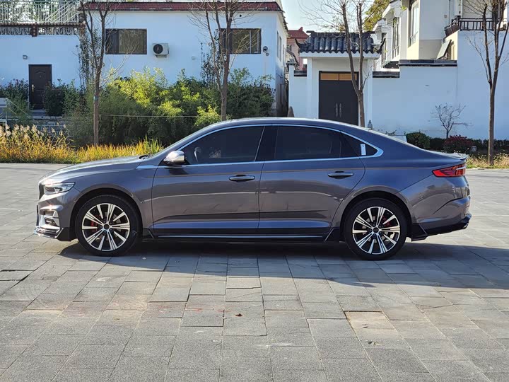 Фото 6 - Geely Preface