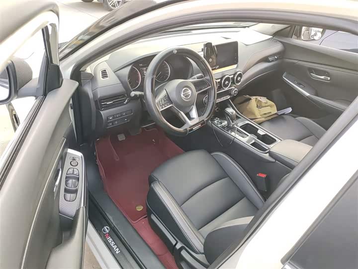 Фото 16 - Nissan Sylphy