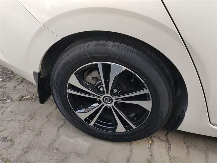 Фото 26 - Nissan Sylphy