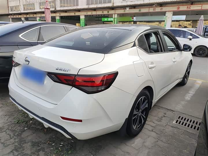 Фото 7 - Nissan Sylphy