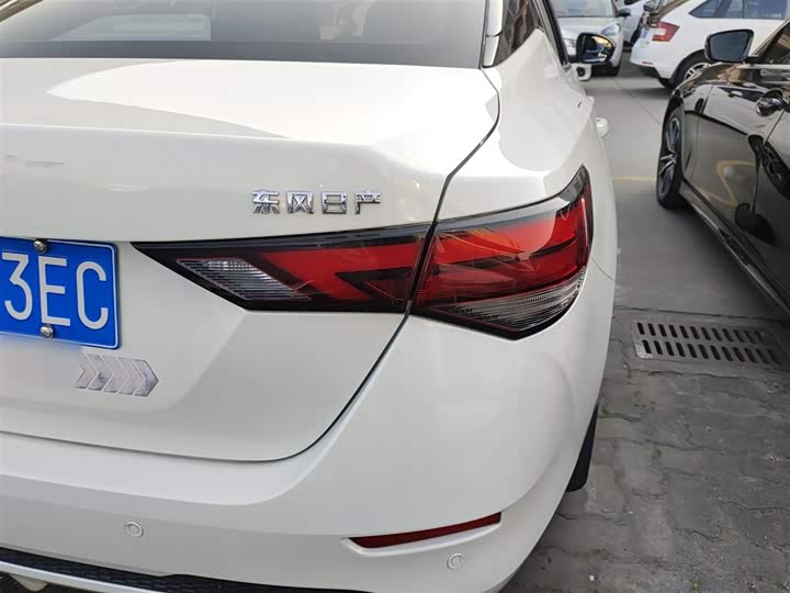 Фото 8 - Nissan Sylphy