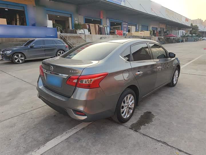 Фото 7 - Nissan Sylphy