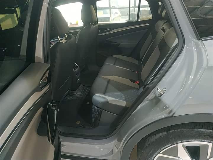 Фото 17 - Volkswagen ID.4 Crozz