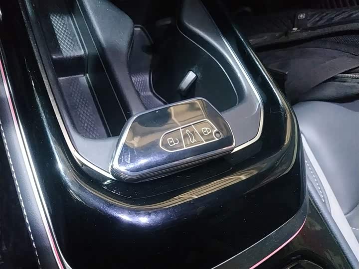 Фото 9 - Volkswagen ID.4 Crozz