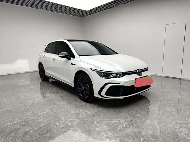 Фото 3 - Volkswagen Golf