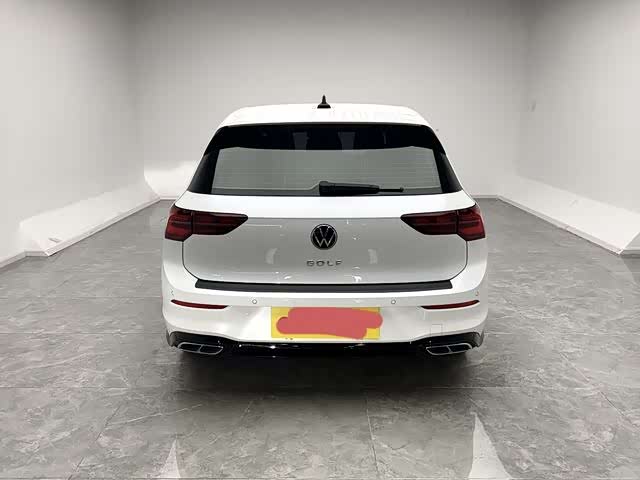 Фото 5 - Volkswagen Golf