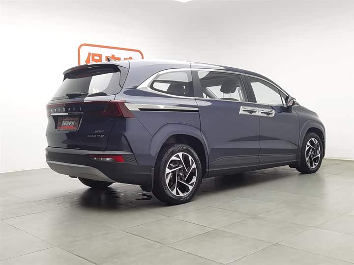 Фото 2 - Hyundai Custo