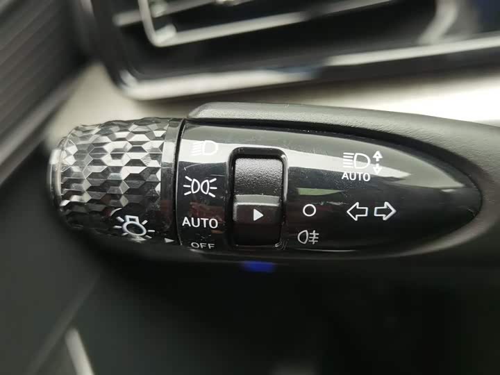 Фото 21 - Hyundai Custo