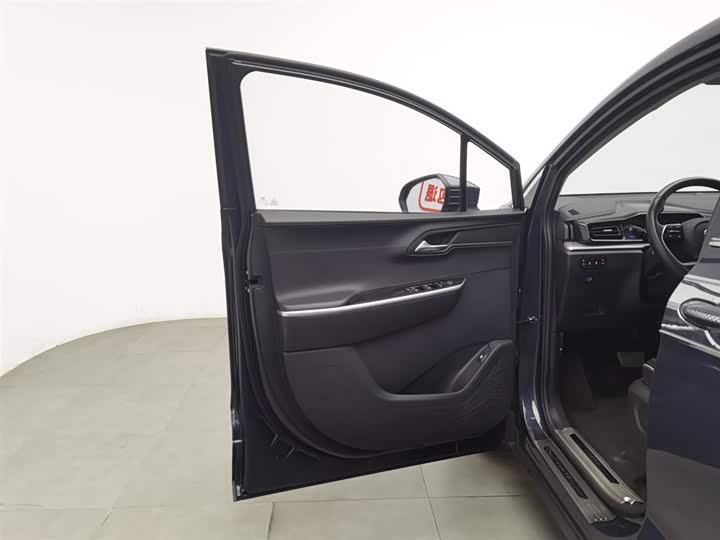 Фото 8 - Hyundai Custo