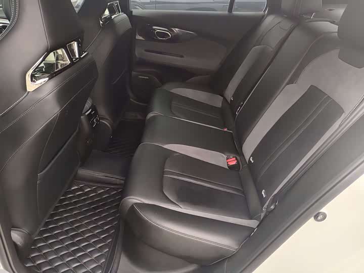 Фото 8 - GAC Trumpchi Empow R