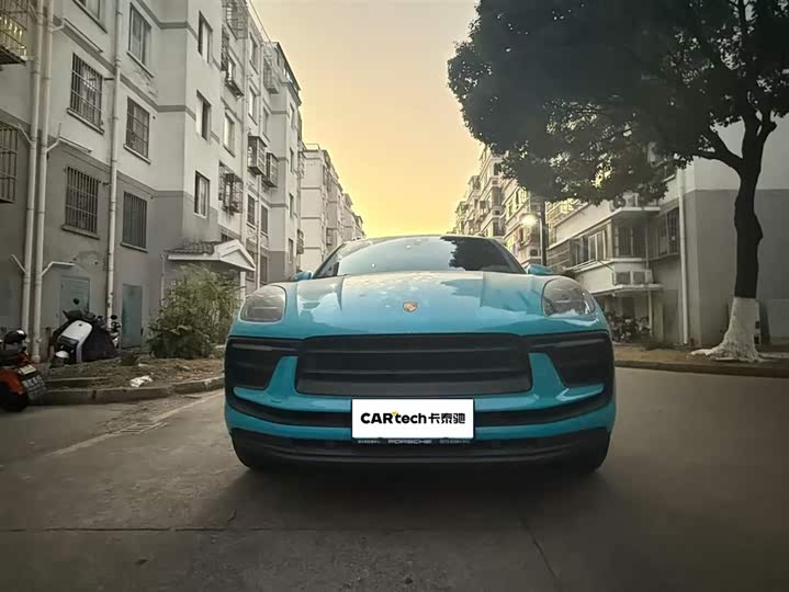 Фото 2 - Porsche Macan