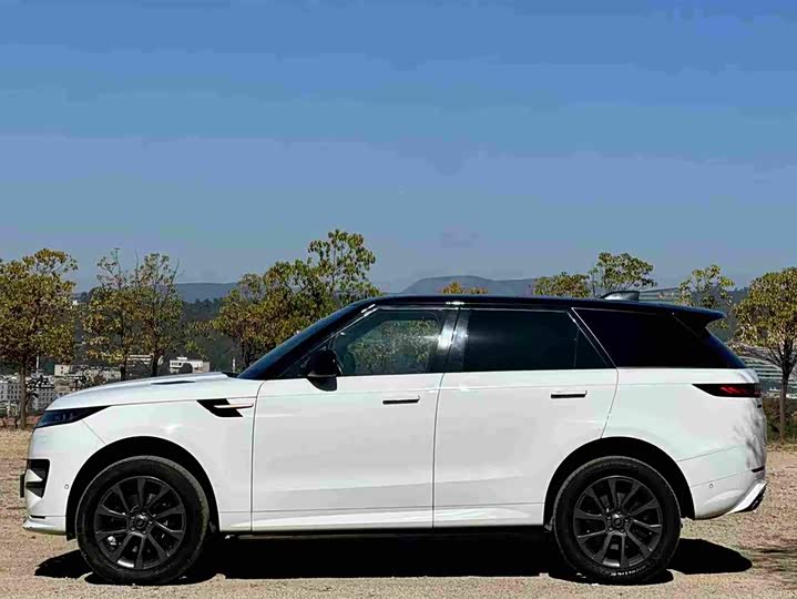 Фото 16 - Land Rover Range Rover Sport