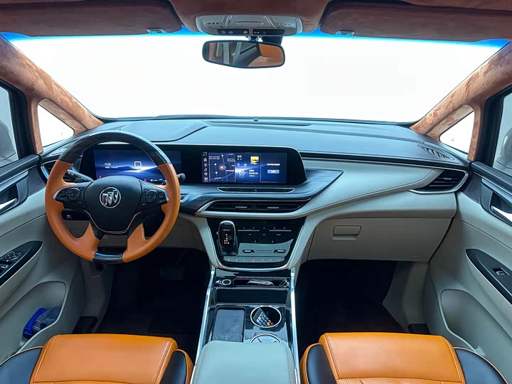 Фото 17 - Buick GL8 ES