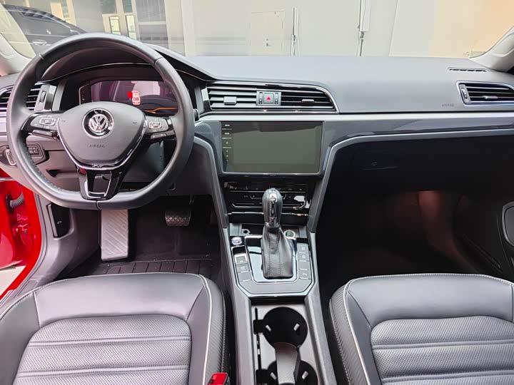 Фото 10 - Volkswagen Lamando L