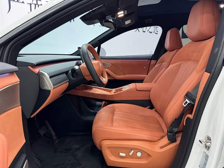 Фото 2 - Nio Onvo L60