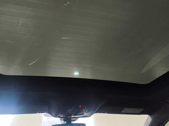 Фото 18 - Audi Q5L