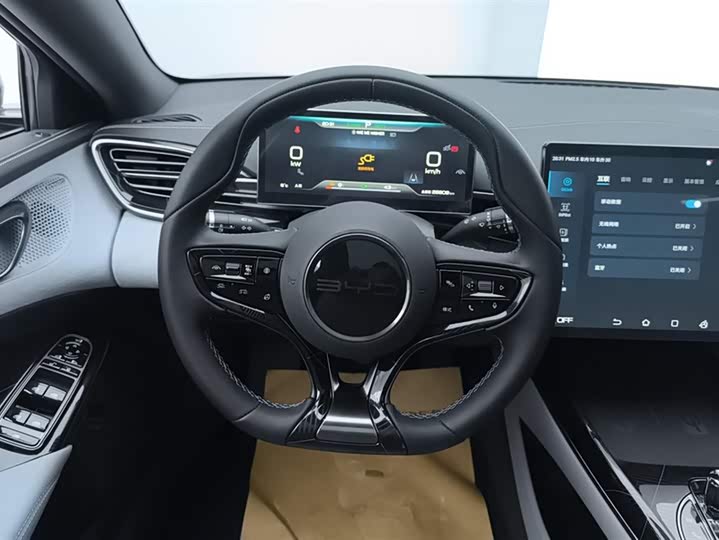 Фото 15 - BYD Seal