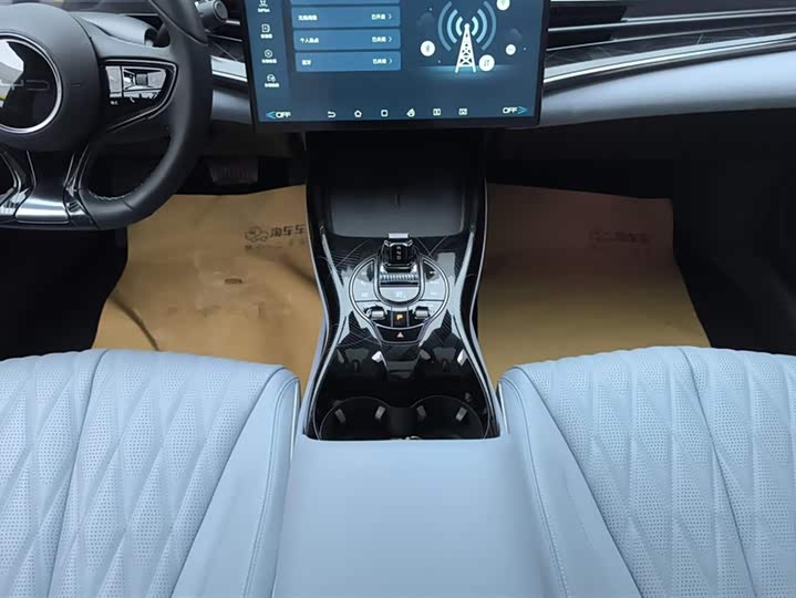 Фото 16 - BYD Seal