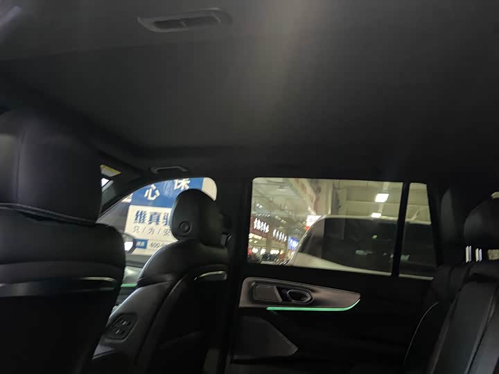 Фото 11 - GAC Trumpchi GS8