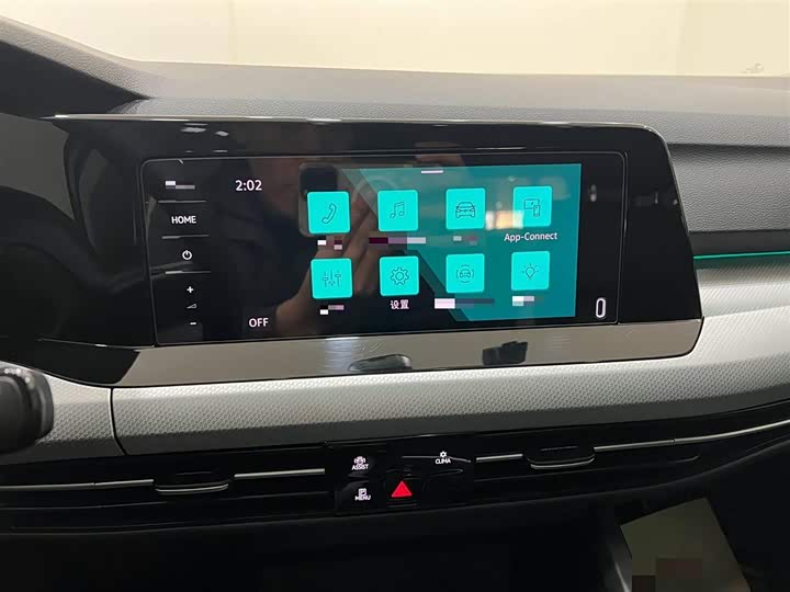 Фото 8 - Volkswagen Golf