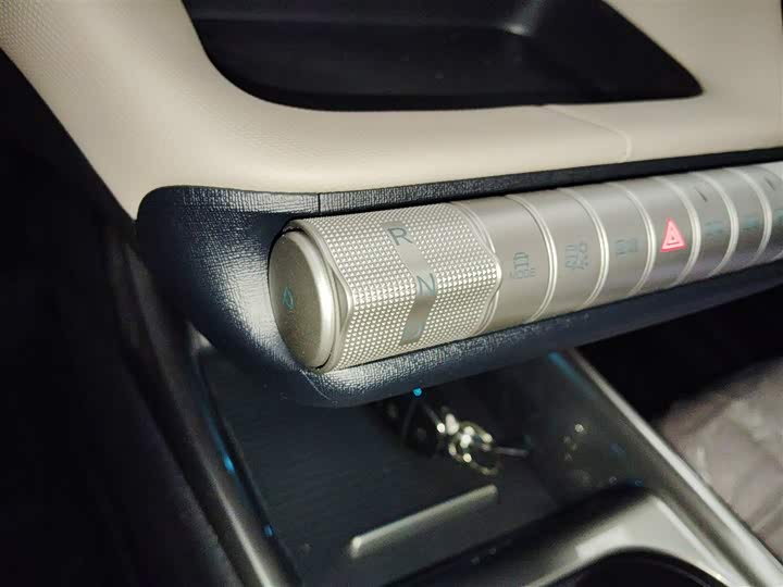 Фото 14 - BYD Dolphin