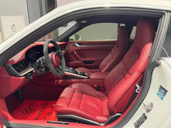 Фото 19 - Porsche 911