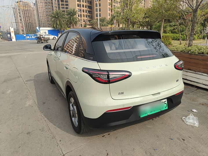 Фото 3 - Geely Galaxy Geome