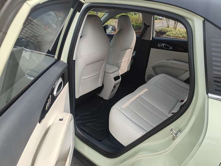 Фото 6 - Geely Galaxy Geome