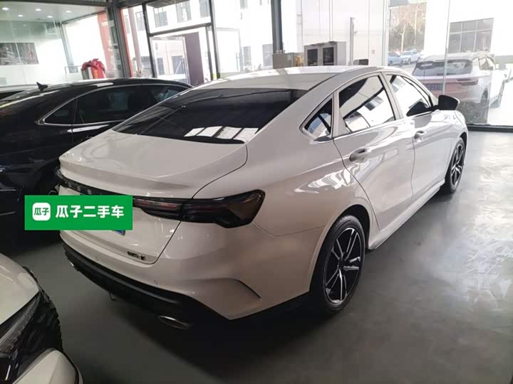 Фото 7 - Geely Binrui