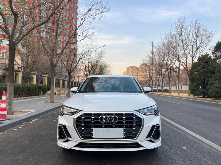 Фото 12 - Audi Q3