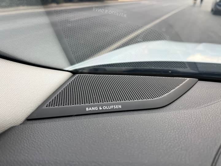 Фото 6 - Audi Q3