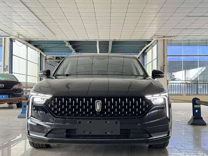 Фото 2 - Bestune B70