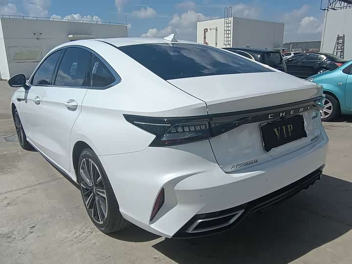 Фото 10 - Chery Arrizo 8