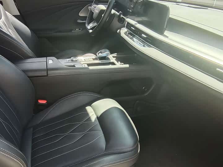 Фото 5 - Chery Arrizo 8