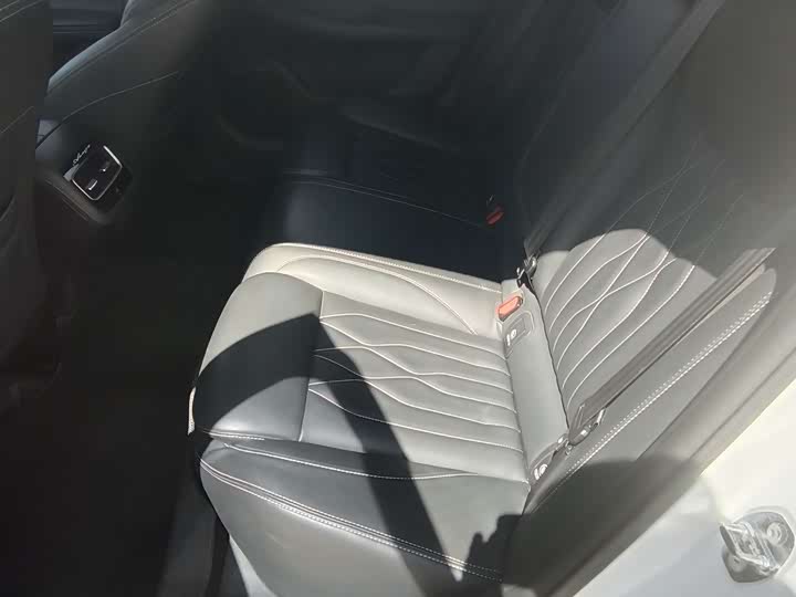 Фото 7 - Chery Arrizo 8