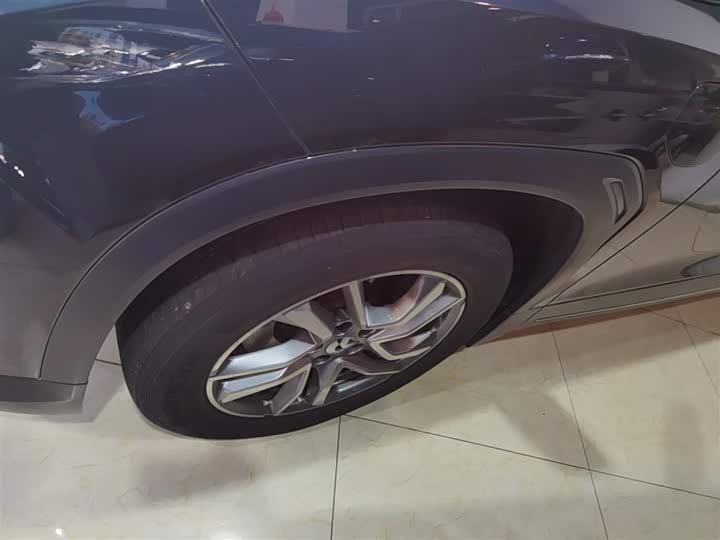 Фото 22 - Nio EC6