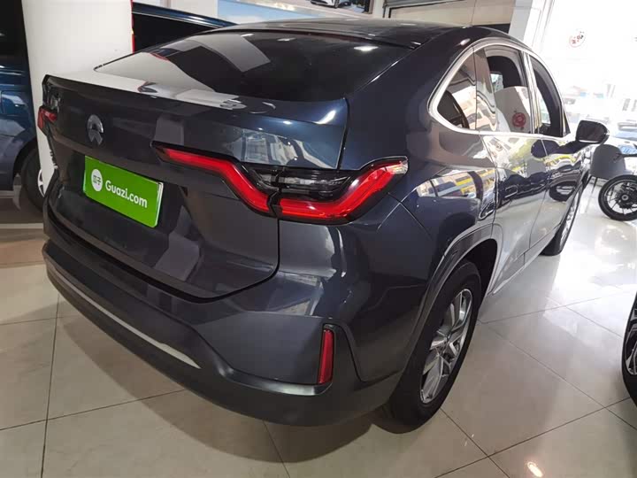 Фото 7 - Nio EC6