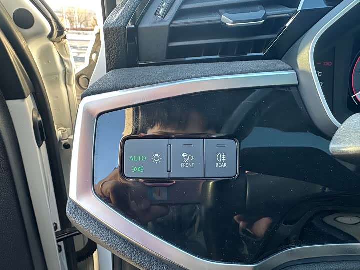 Фото 12 - Audi Q3