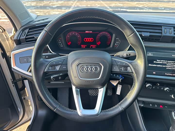 Фото 13 - Audi Q3