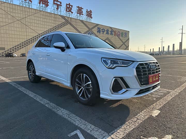 Фото 3 - Audi Q3