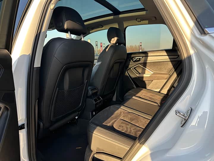 Фото 5 - Audi Q3